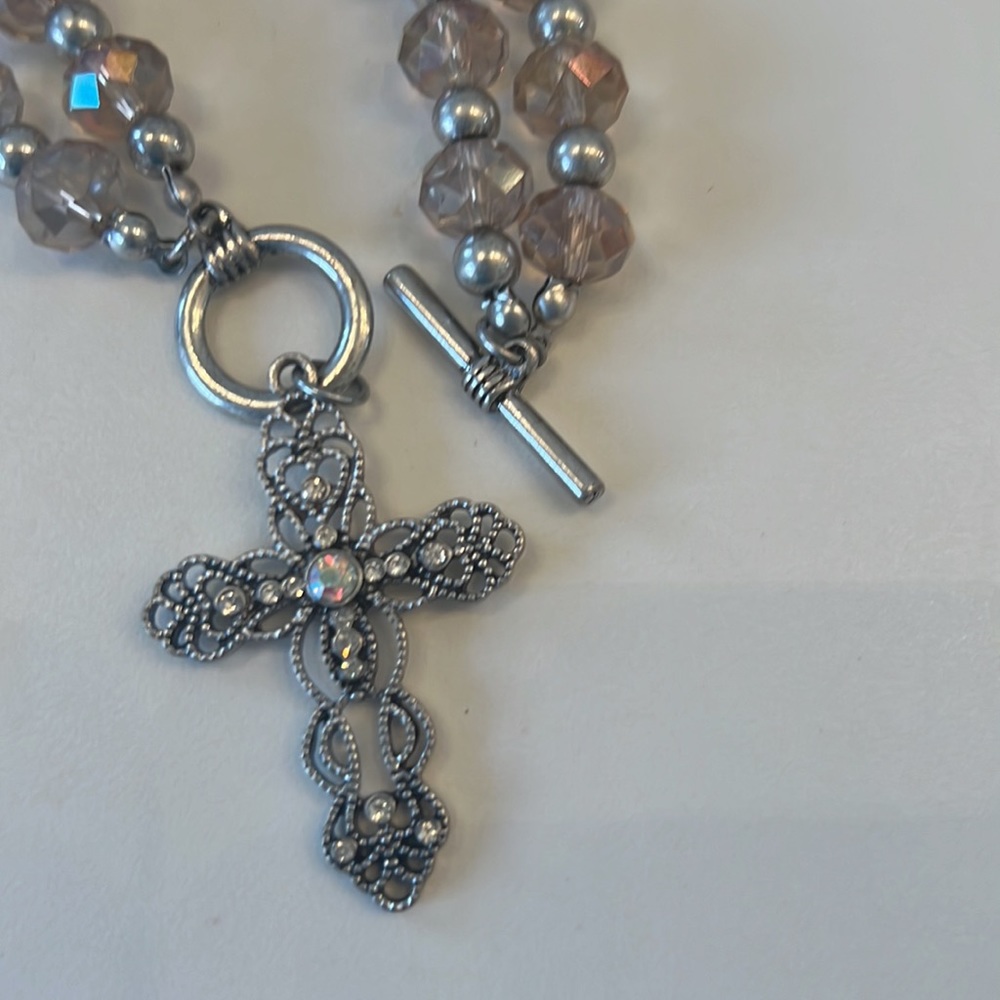 DoubleStrand Iridescent CrystalBeads & Silver Beads Bracelet with filigree Cross - Picture 3 of 5
